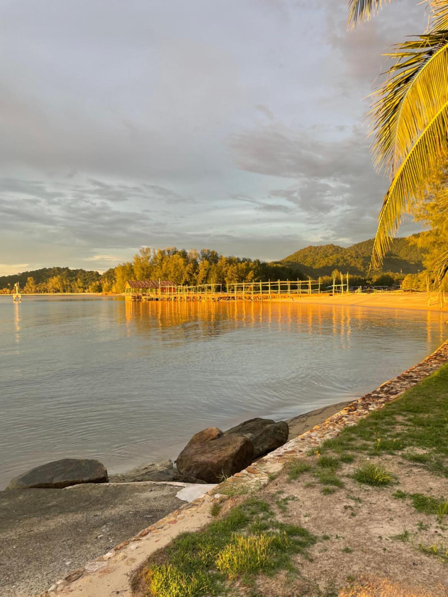 The Aiyapura Koh Chang Buitenkant foto